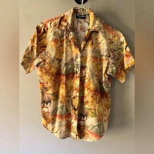 Caribou New York Safari button up short sleeve shirt